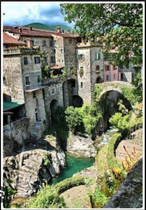 Wayne'S House, A Short Walk To The Waterfalls Bagnone Exteriér fotografie